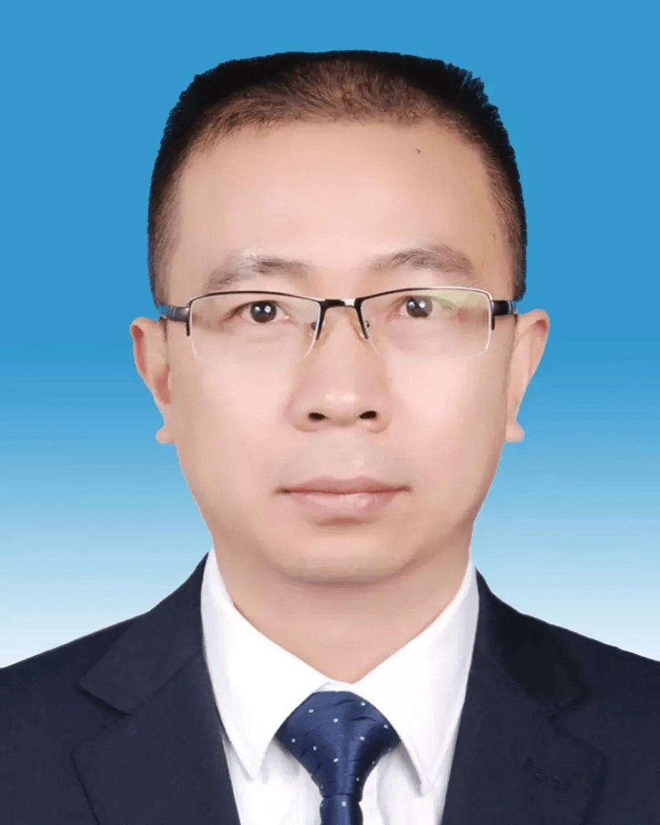 官方通报:作为“一把手”<strong></p>
<p>安币</strong>,他安排单位买500斤散装白酒存于办公楼,用于日常接待