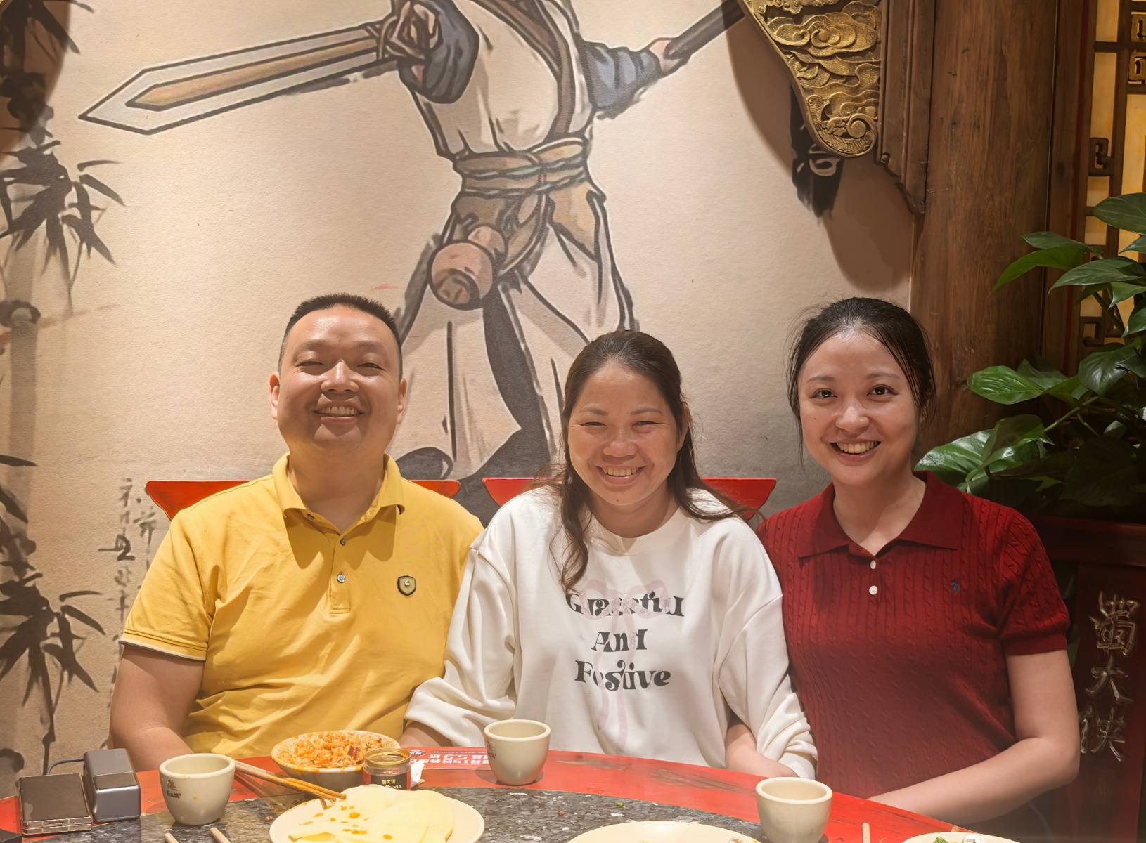 千万富翁与母亲相认团圆:曾被指是野孩子<strong></p>
<p>安币</strong>,现在要将妈妈带在身边