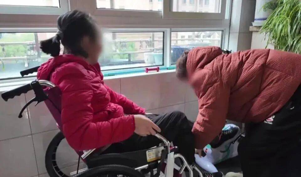 28岁妻子突发罕见病全身瘫痪<strong></p>
<p>币安注册</strong>,丈夫哄骗卖婚房携款失踪,检方强势介入