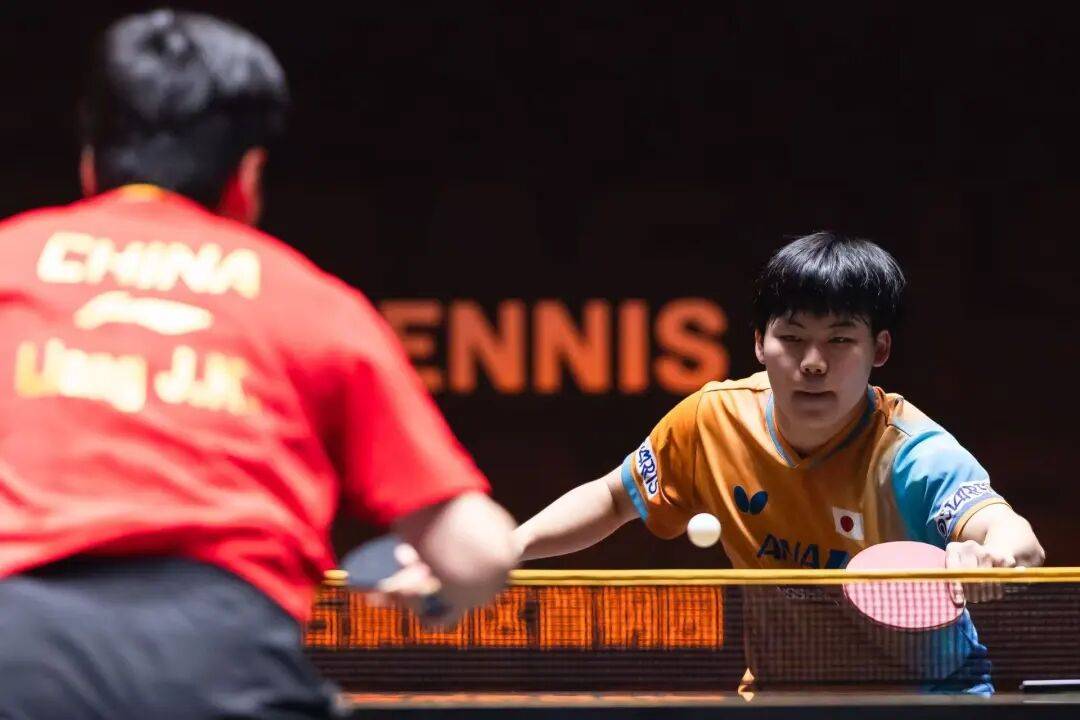 王艺迪完胜桥本<strong></p>
<p>币安交易平台</strong>,向鹏挺进8强 | WTT中国大满贯单打