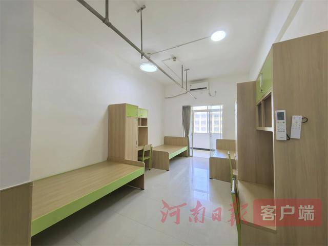 从8人间到夫妻房<strong></p>
<p>币安交易平台</strong>,郑州富士康员工幸福安居“进行时”