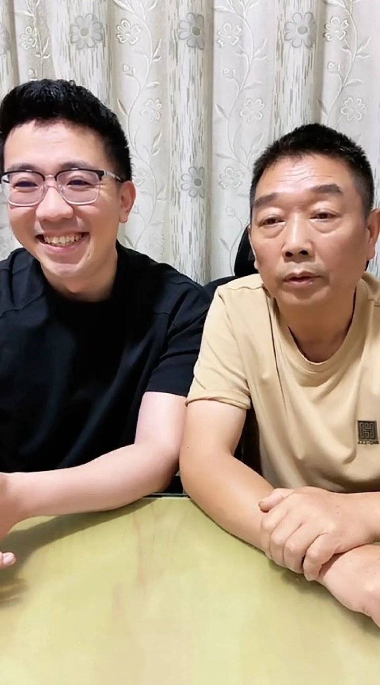 章莹颖男友国庆探望章父并协助直播<strong></p>
<p>币安交易平台</strong>，网友劝其早点结婚，本人回应