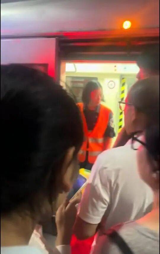 大连地铁发生故障停运一小时<strong></p>
<p>币安交易平台</strong>，目击者称看到120和警车，工作人员否认列车和人相撞，故障原因在落实中