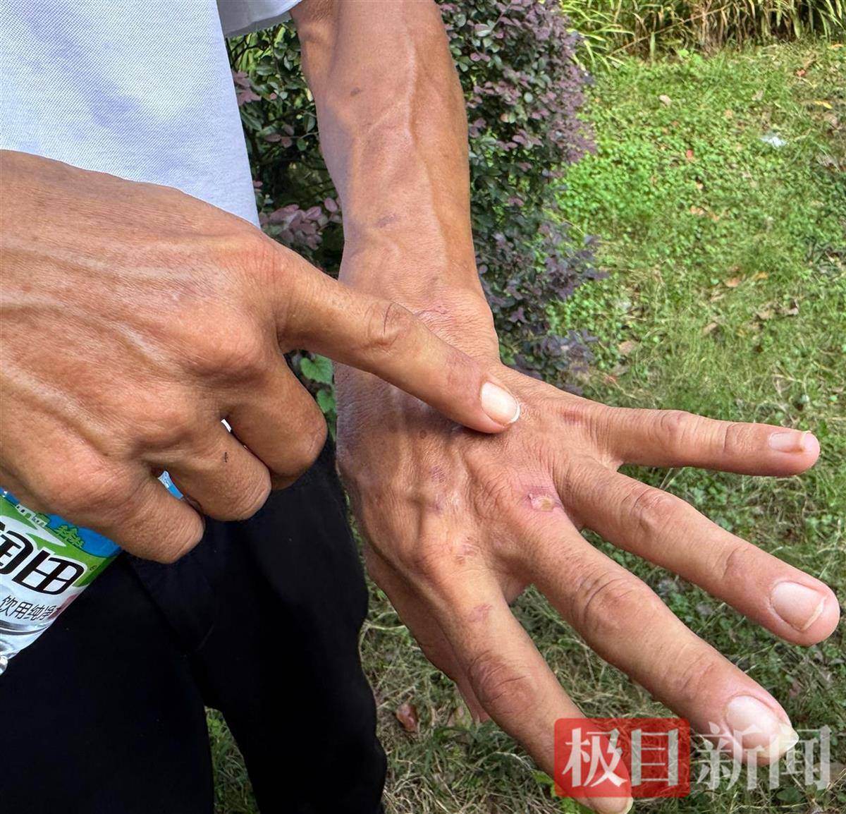 “鸡排哥”赚得盆满钵满购置多套房产？当事人幽默回应：还没到一个亿<strong></p>
<p>币安交易平台</strong>，你多来，我才能多卖2份