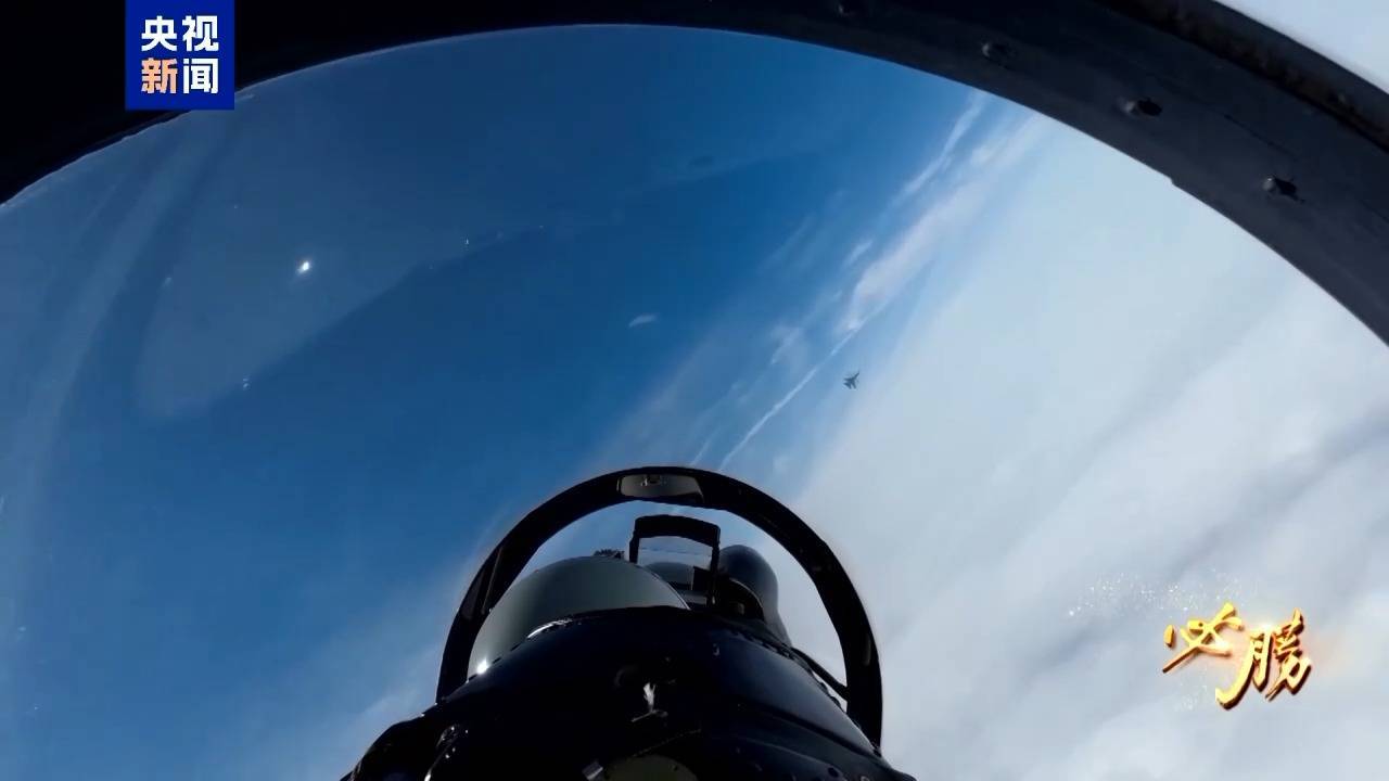 拒止驱离外军隐身战机<strong></p>
<p>币安交易平台</strong>,受阅飞行员讲述细节