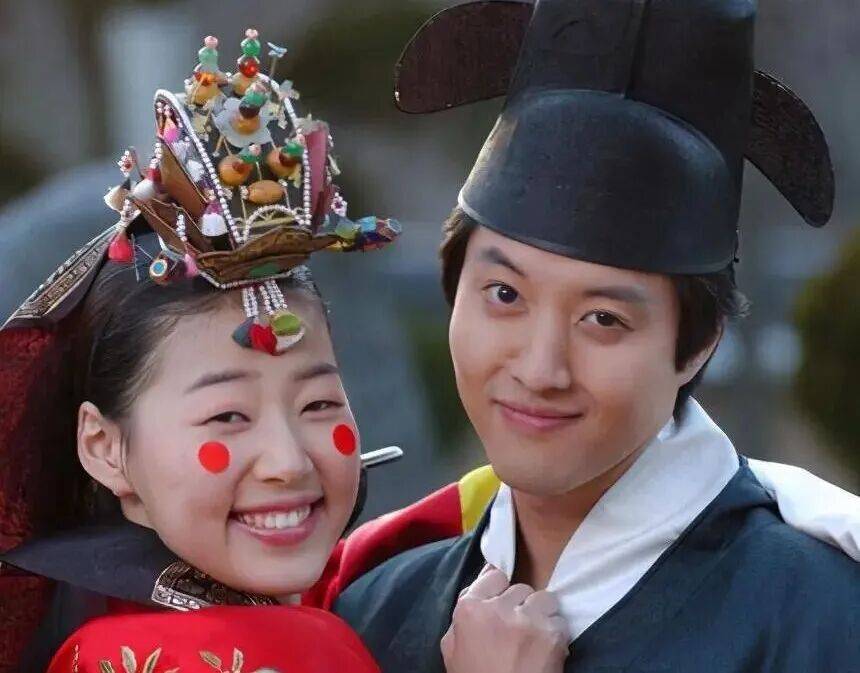 知名男演员自曝患罕见病<strong></p>
<p>币安交易平台</strong>，“连呼吸都痛”