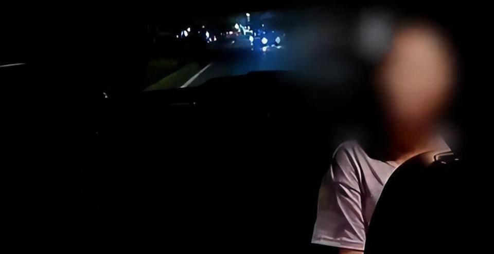 女子打车不给高速过路费<strong></p>
<p>币安交易所官网</strong>,扬言“没钱我不给,有钱我也不给” !司机将其送回起点