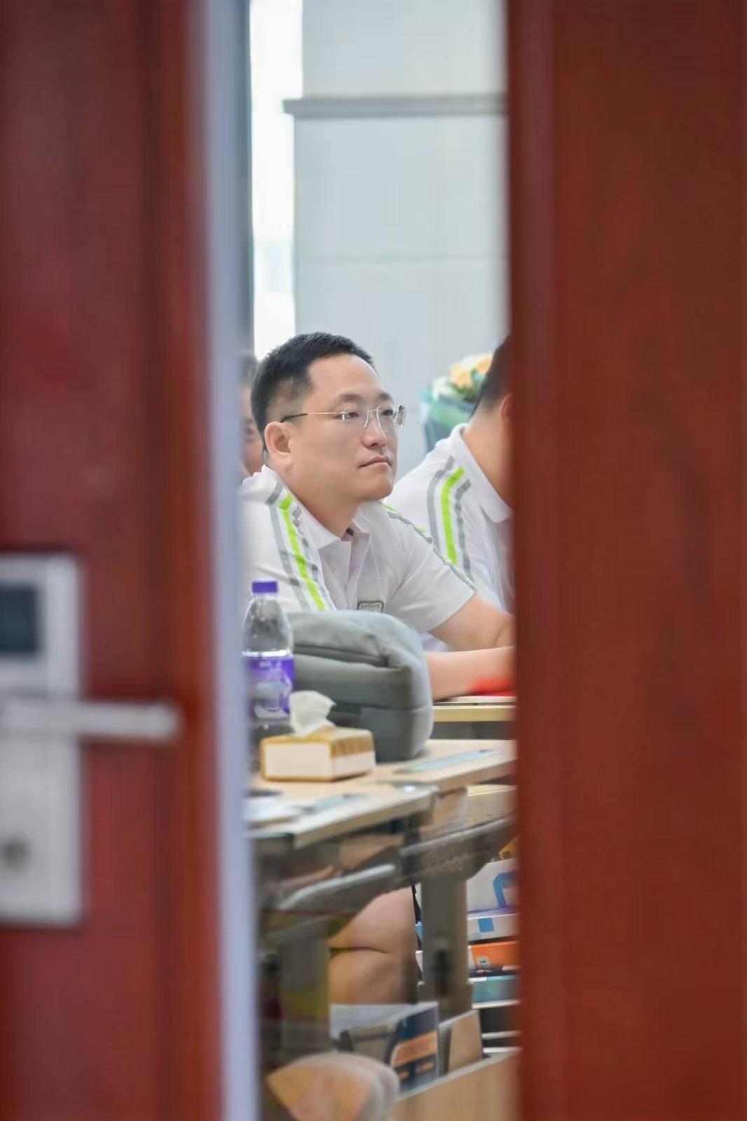 那个让老师骄傲的“调皮”班级!30年同学聚会<strong></p>
<p>币安币价格今日行情</strong>,还伴有一封来自贵州的感谢信