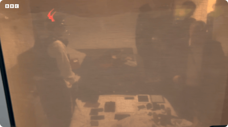 凯特患癌竟因辉瑞疫苗?伦敦4万被盗手机直飞香港<strong></p>
<p>币安链</strong>,比贩毒暴利产业链曝光…