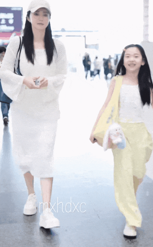 9岁小酒窝<strong></p>
<p>币安链</strong>，大大方方成顶流