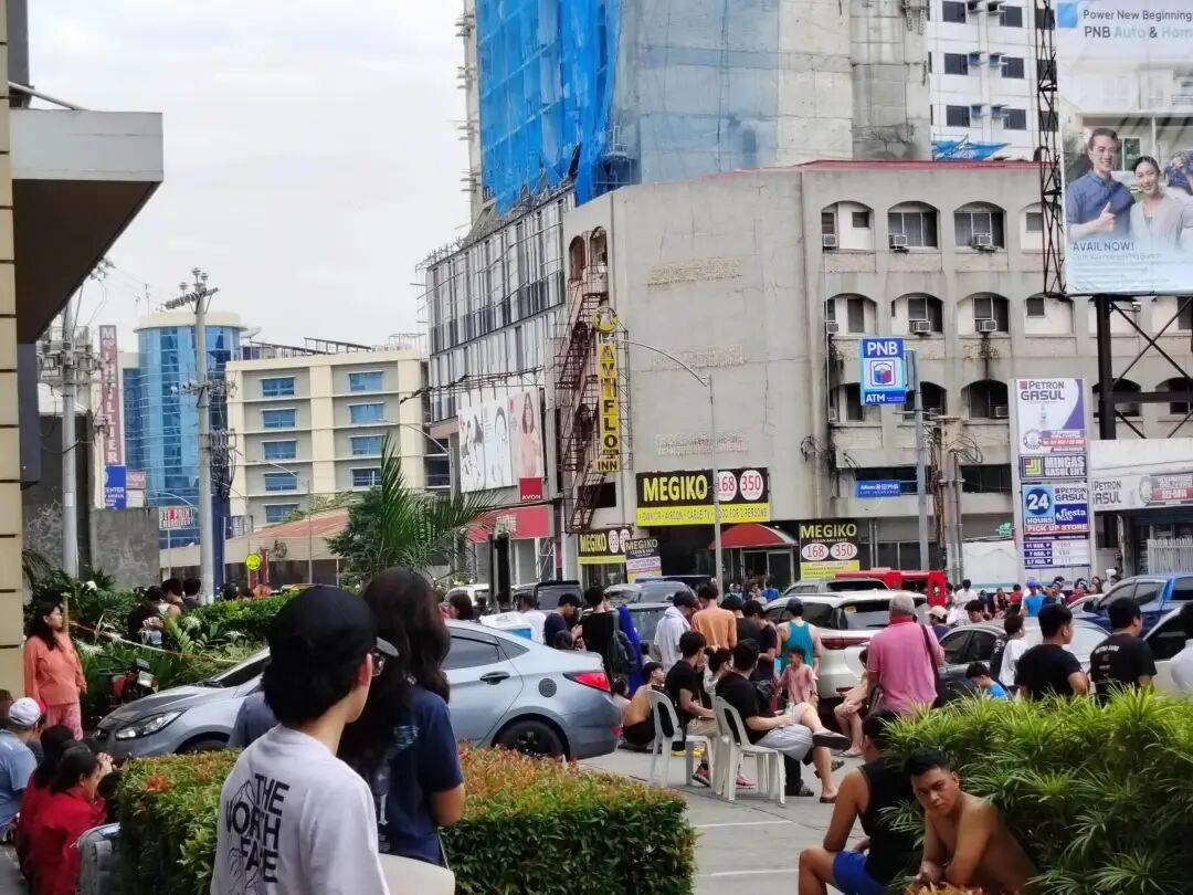 在菲华人亲历7.6级强震：震感强烈<strong></p>
<p>币安官网下载</strong>，有女生被吓哭｜鱼眼·热点