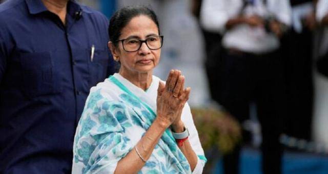 印度女医学生遭轮奸<strong></p>
<p>安币网官网</strong>,事发地首席部长:为何深夜外出?