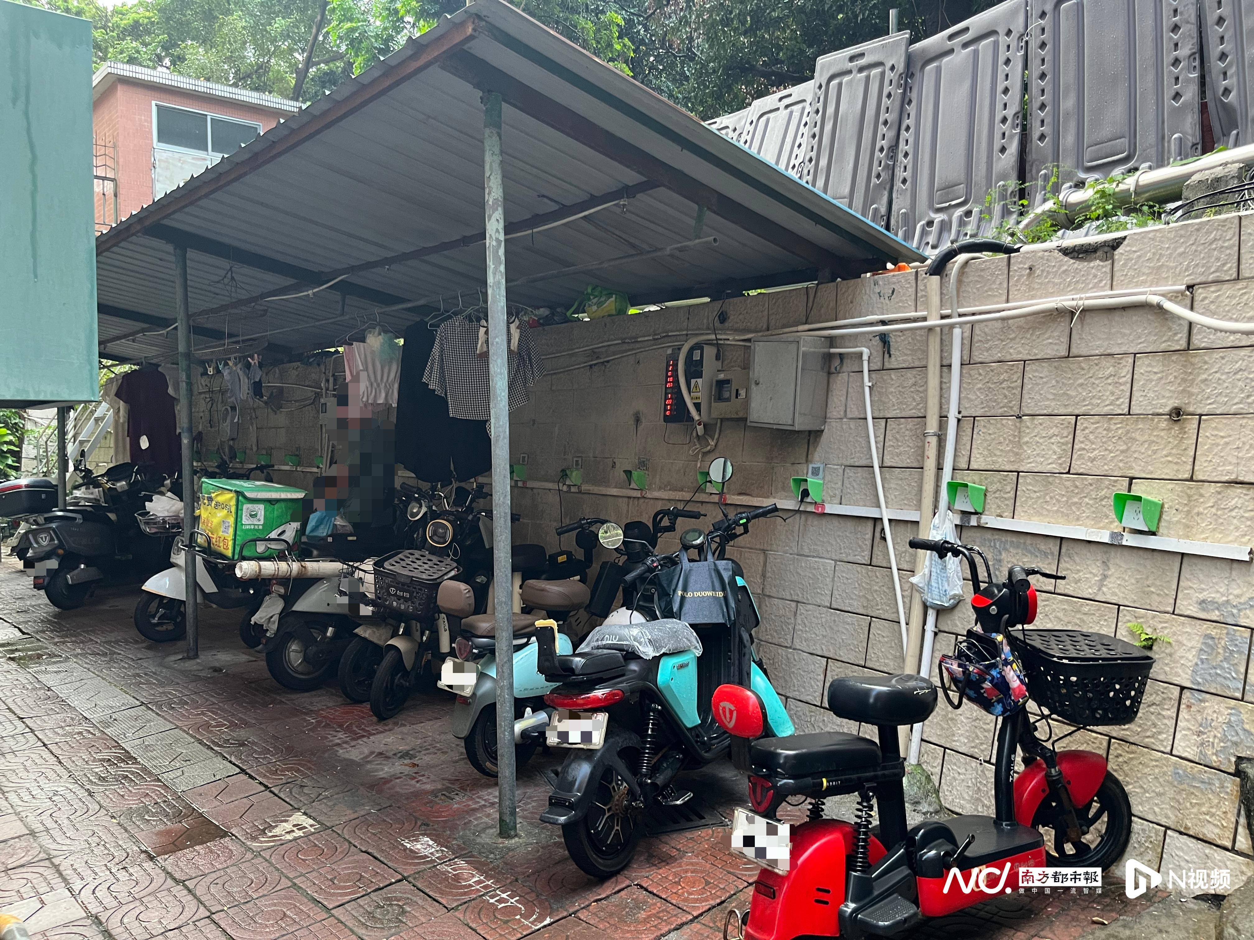 深圳一小区电动车管理引担忧<strong></p>
<p>安币网官网</strong>,部门责令整改后,记者实探