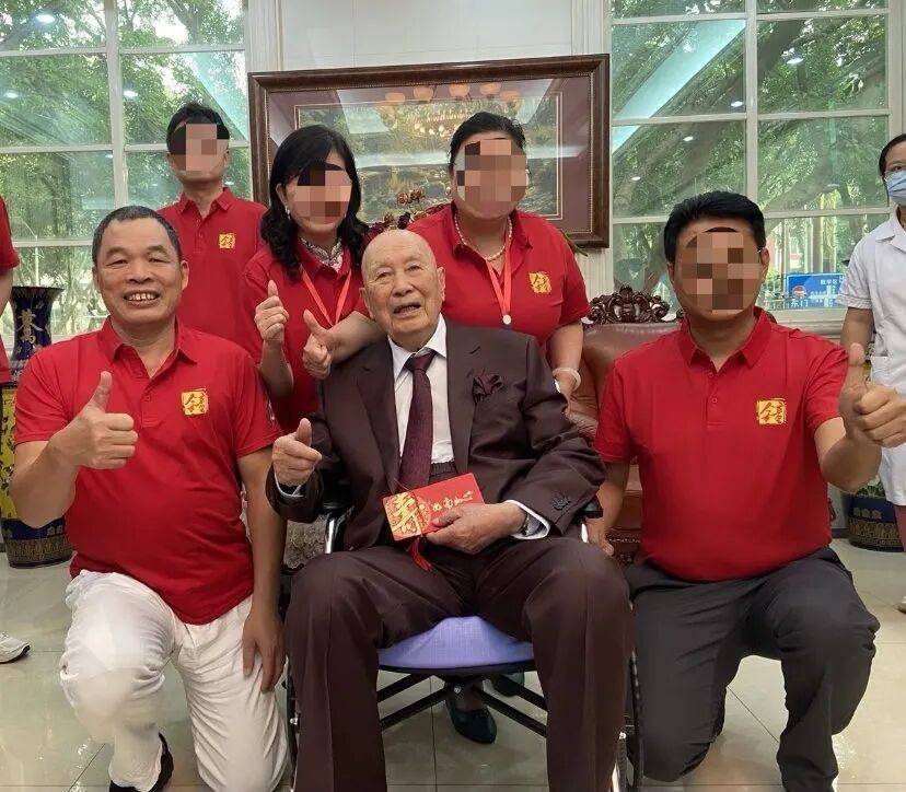 百岁院士声明“蹭合影”背后：双方交涉长达一年<strong></p>
<p>币安网站</strong>，均称付诸法律