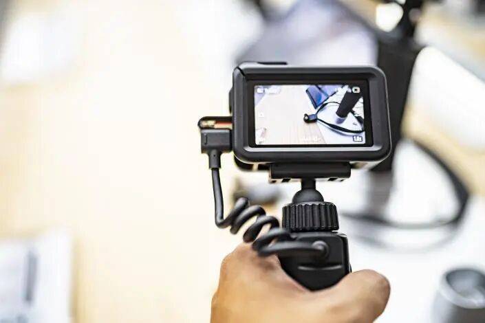 硬刚“背刺”争议<strong></p>
<p>币安网站</strong>,大疆为何主动降价?