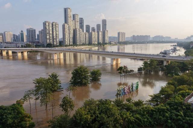 百色多个村庄被困水中已超半月<strong></p>
<p>币安binance</strong>,长涝难退为何重演?