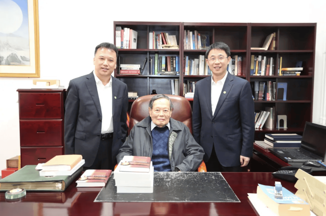 杨振宁为什么连续32年担任东莞理工学院名誉校长<strong></p>
<p>币安智能链</strong>?