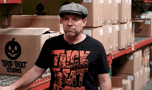 美国人正度过一个“没了中国货、最恐怖”的万圣节<strong></p>
<p>下载币安</strong>,白宫发言人却仍嘴硬