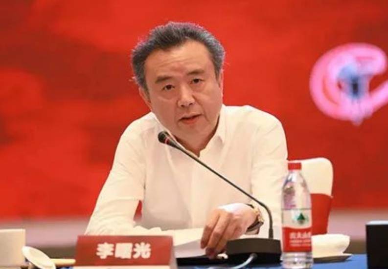 五粮液原董事长李曙光被“双开”:贪婪腐化<strong></p>
<p>币安合约</strong>,为他人在获取酒类经销权等方面谋取利益