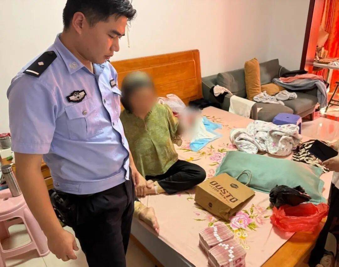 女子紧攥20万现金大哭:我自己的钱<strong></p>
<p>币安合约</strong>,还不能自由支配?