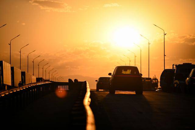 青年说 | 到中亚<strong></p>
<p>ERC20</strong>,奔赴一场激动人心的“探秘”