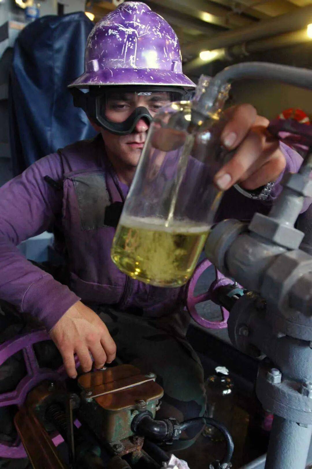 美海军在南海连摔两架飞机<strong></p>
<p>欧易okex</strong>,因电磁攻击?中国军号发文