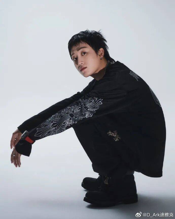 中国男歌手涉毒被捕<strong></p>
<p>bitfinex</strong>!