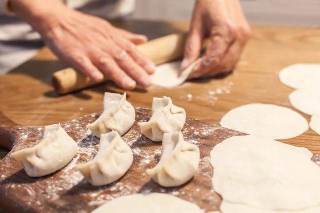 百年难遇“早立冬”来了<strong></p>
<p>SHIB价格</strong>!有啥讲究?早看早准备!