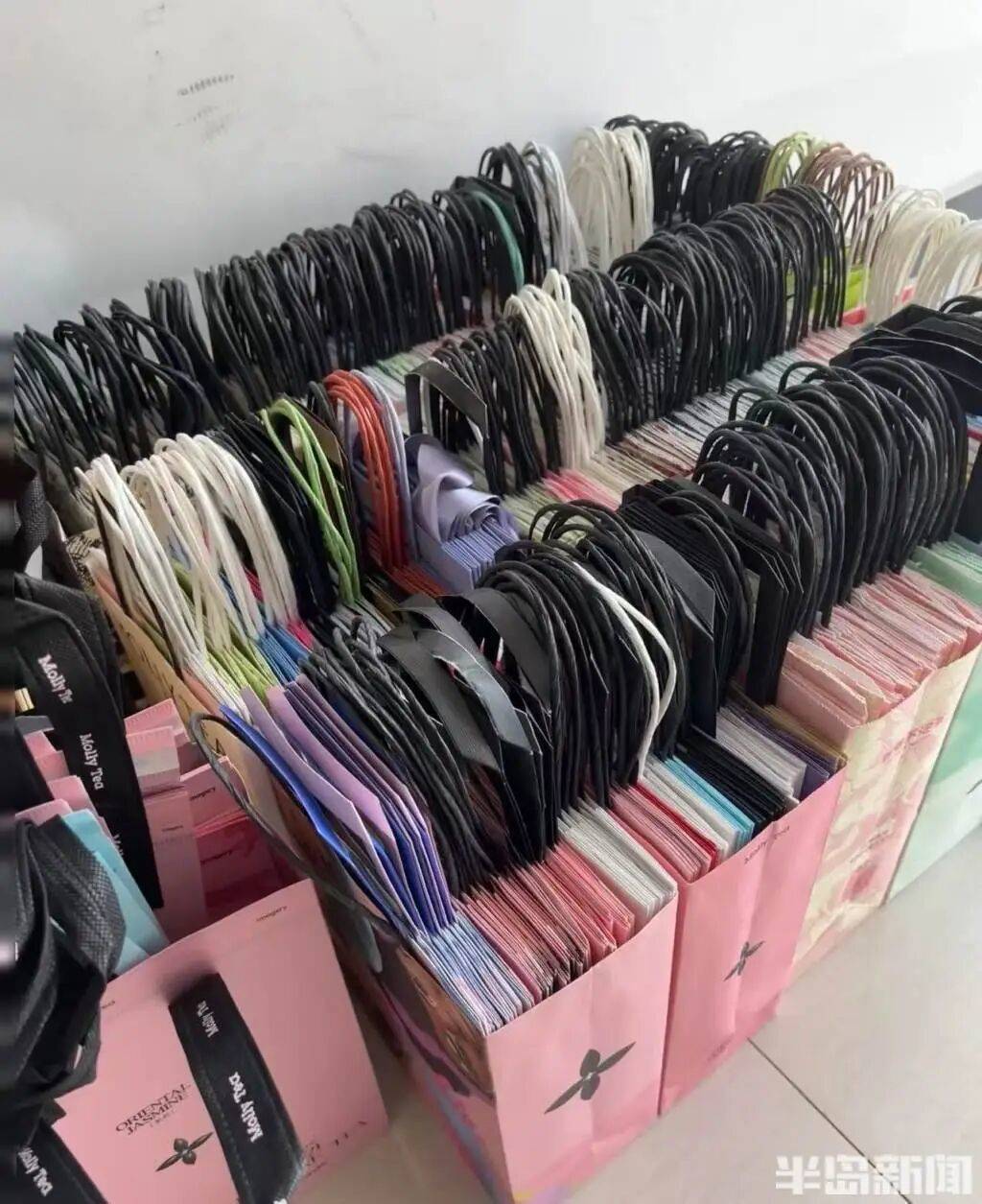 火了!大批人开始囤<strong></p>
<p>币乎</strong>,随手扔掉的东西,有人靠它赚了近千元