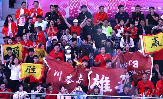 全运会拳击男子80公斤级决赛<strong></p>
<p>LUNA币最新消息</strong>,王小保夺冠!