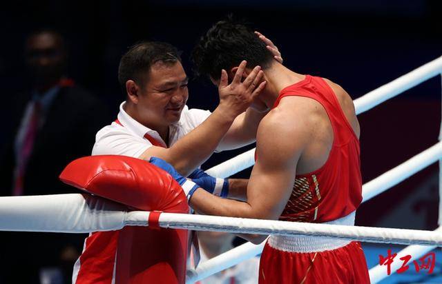 全运会拳击男子80公斤级决赛<strong></p>
<p>LUNA币最新消息</strong>,王小保夺冠!