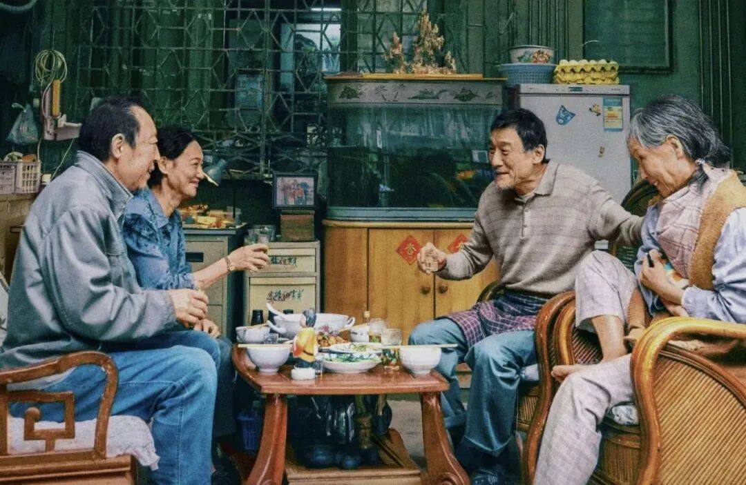 第一批丁克老后<strong></p>
<p>欧易OKEX官网</strong>,“伴侣能陪一程,但最后都要靠自己”