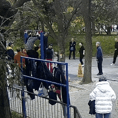 60多岁老人完成14个单杠大回环后猝死<strong></p>
<p>聚币网</strong>!