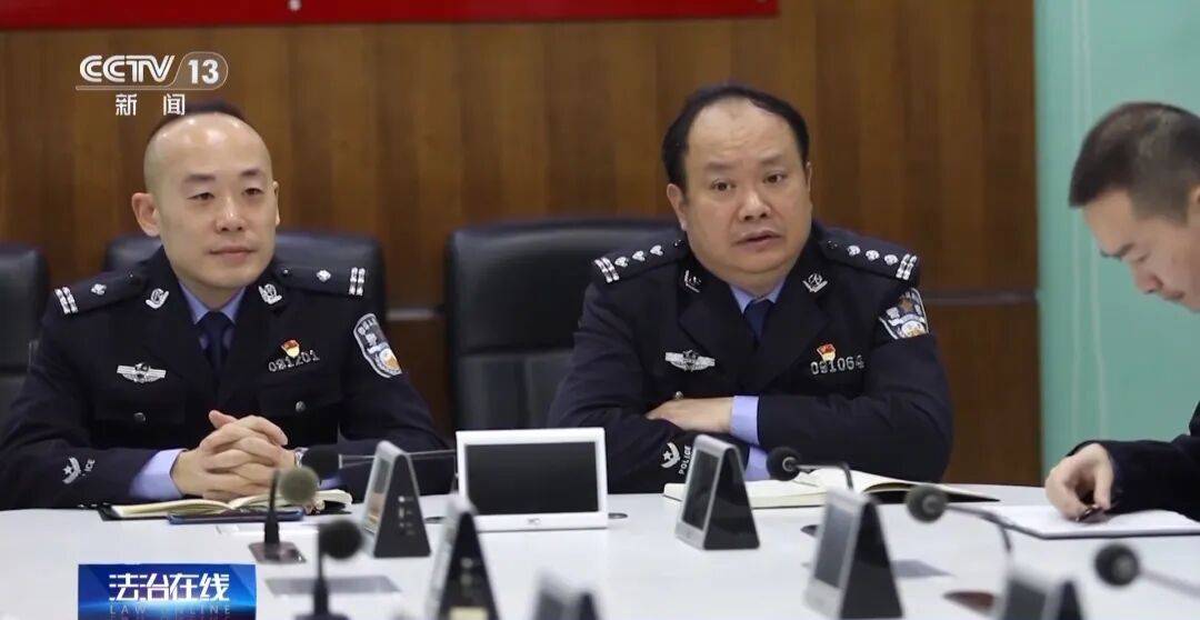 广州南站<strong></p>
<p>比特币交易网</strong>,一男子频繁“上厕所”,被警方盯上