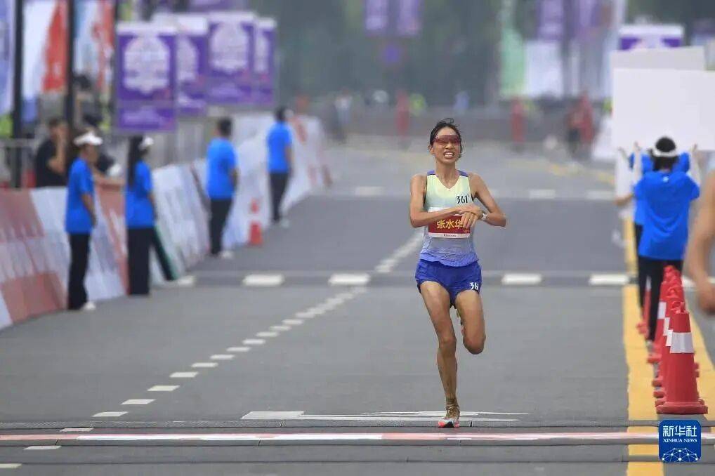 “最快女护士”张水华：今日在医院上班<strong></p>
<p>ZB.COM</strong>，未参加“家门口的”福州马拉松；护士长回应