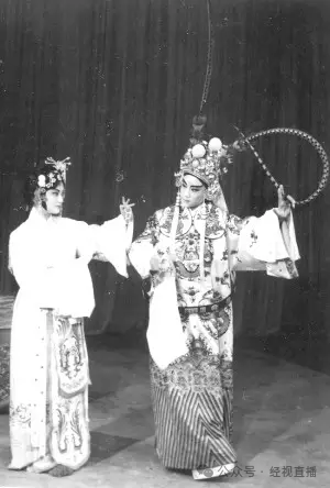 “何晴告别仪式”不公开对外吊唁<strong></p>
<p>ZB.COM</strong>,好友:她本想跟李雪健一样,战胜病魔,走回舞台