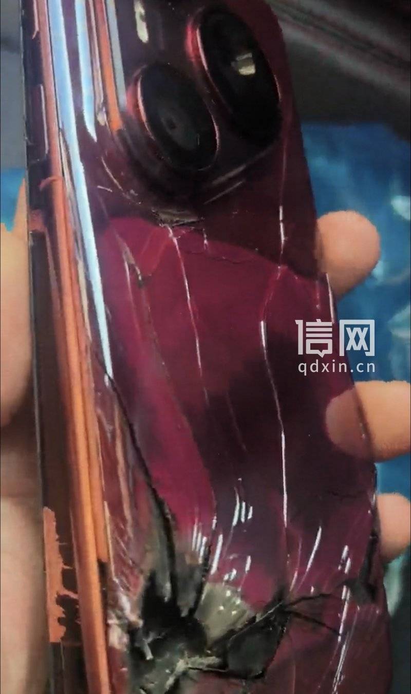 华为新手机充电时电池爆了 售后凭照片认定“外力所致”拒保 消费者：难道我买的是摔炮<strong></p>
<p>世界虚拟货币前十交易所</strong>？