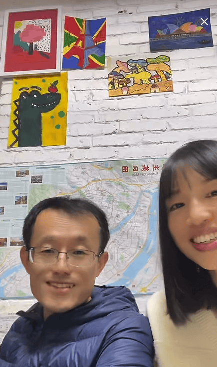 张水华辞职后携老公直播秀恩爱<strong></p>
<p>插针</strong>，称白岩松是自己恩人