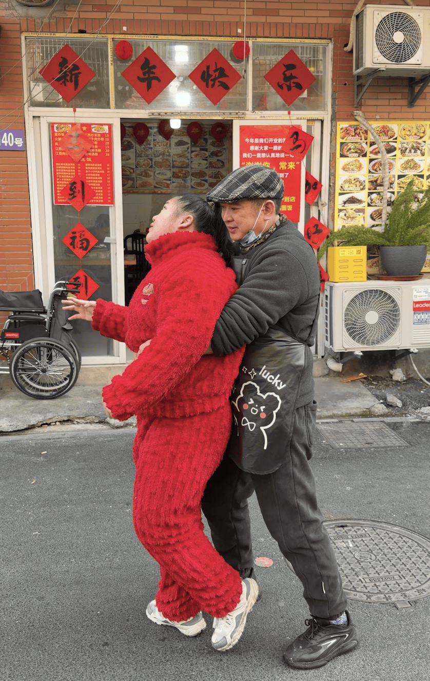 百万债务还清了！夫妻俩在杭州开饭店<strong></p>
<p>比特币减半倒计时</strong>，8年来第一次回老家过年，临行宴请老顾客